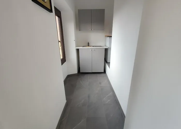 招待所 Foresteria Lombarda 3*