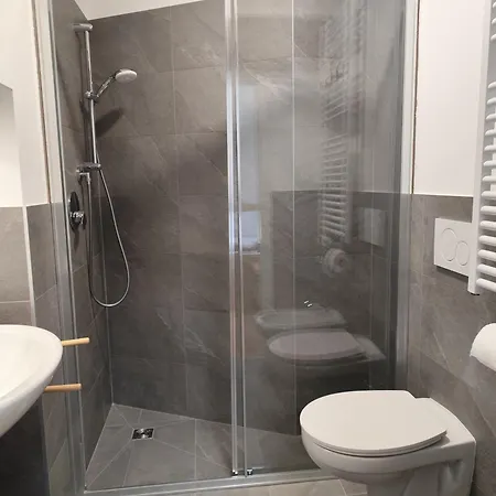 Foresteria Lombarda Konukevi 3*